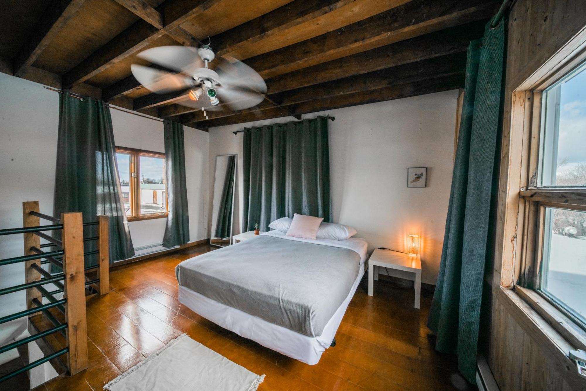 Appartamento Le Loft Charlotte 2 Québec Esterno foto